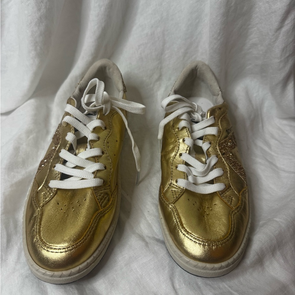 Schutz ST-001 Gold Metallic Leather Glitter Low Top Sneaker Women’s 7.5 NWOT